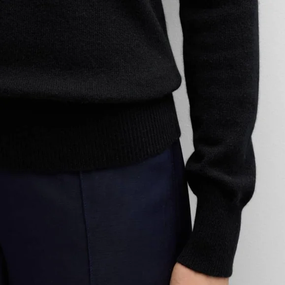 Neiman Marcus Cashmere Collection Cashmere Classic V-Neck Sweater Navy NWT $165 - Picture 6 of 10